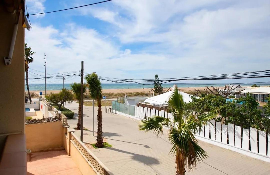Apartament Marplana Castelldefels Zewnętrze zdjęcie